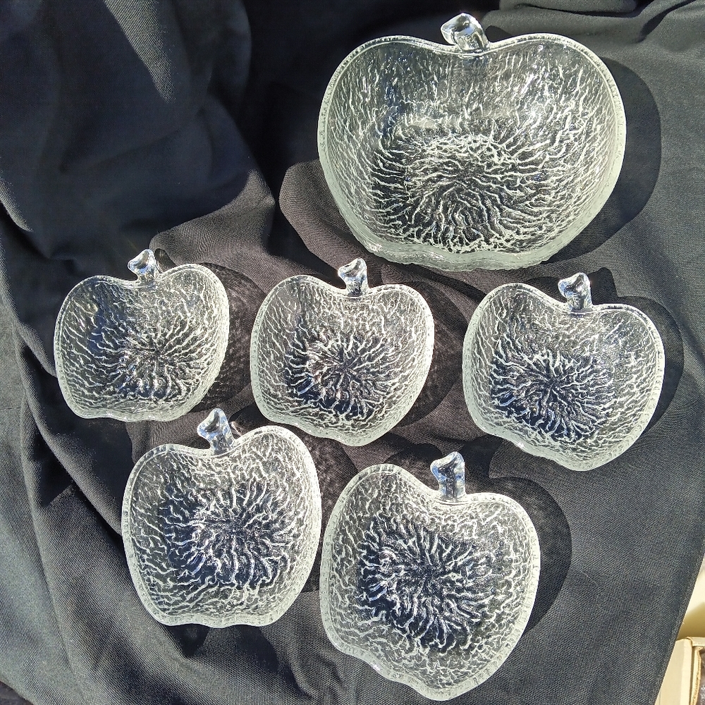 Clear Textured Glass Apple Shape Serving Bowl  9" x 8" 5 Salad Bowls made ITALY